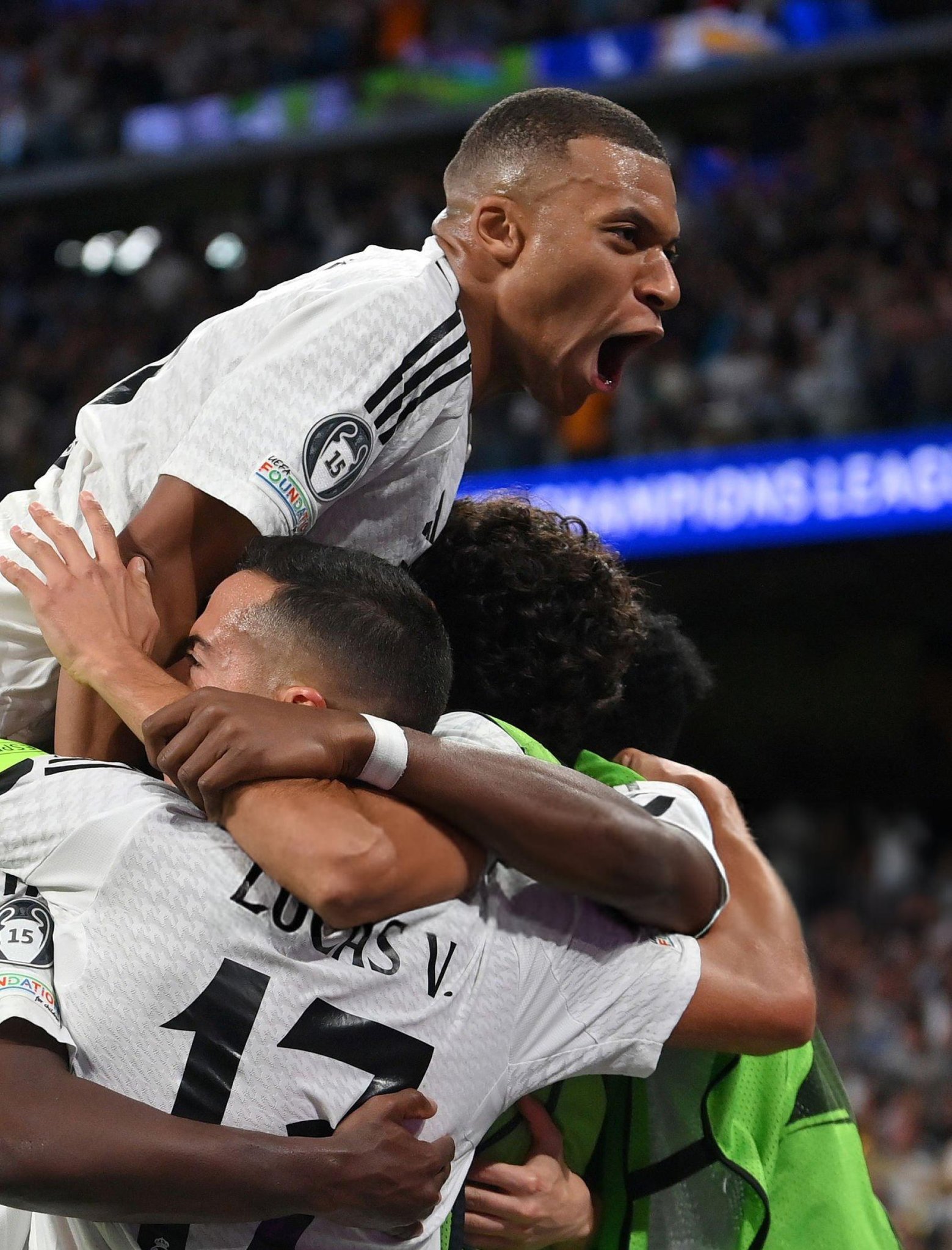 JBO竞博亚洲-这也行？斯图加特围绕德国杯绝杀压哨比利亚雷亚尔关键时刻强势反弹，山东泰山遗憾出局备战亚冠的简单介绍